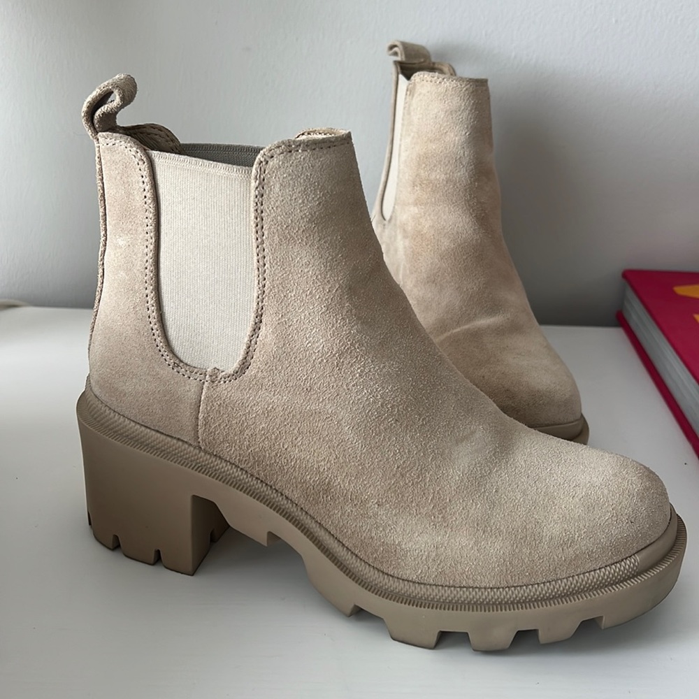 Steve Madden Hadlee Lug Sole Suede Size 6